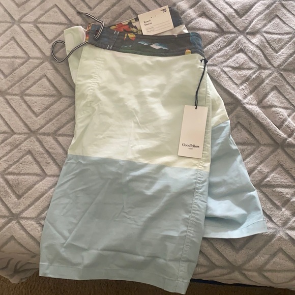 Board Shorts - Picture 1 of 4